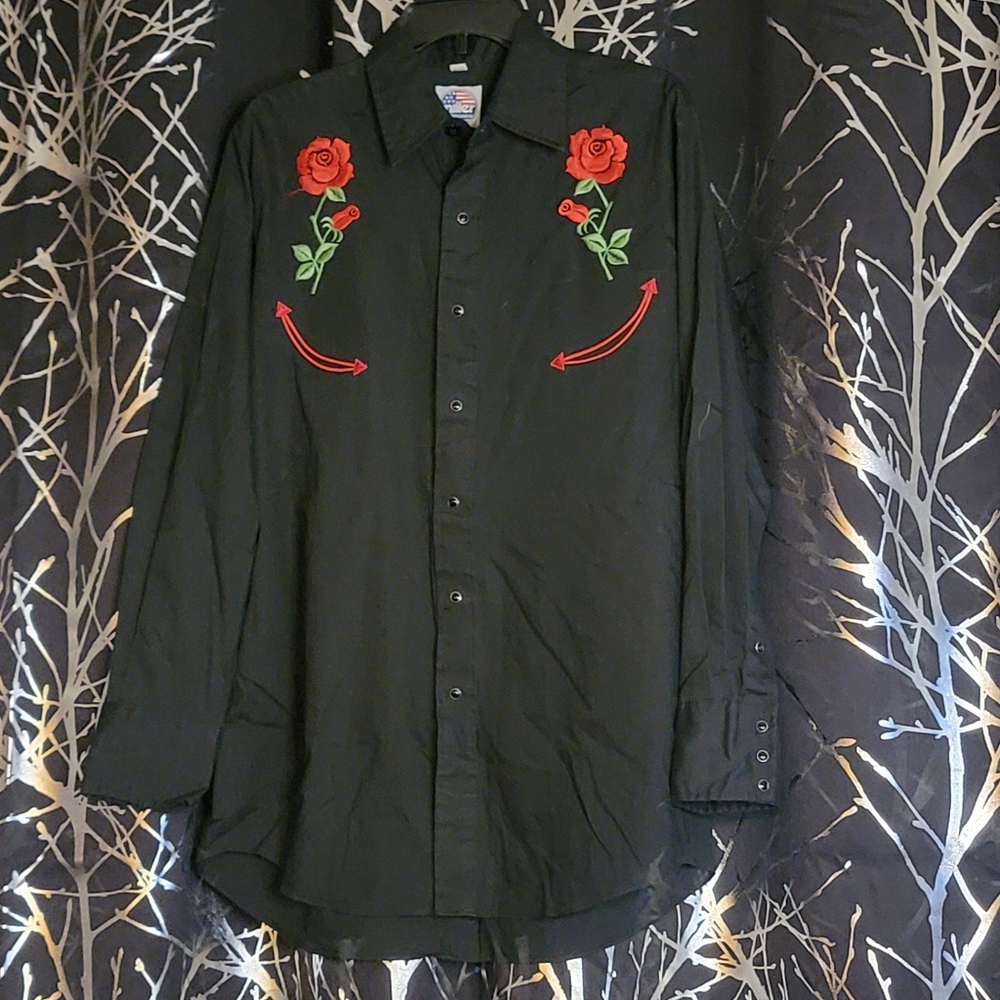 Miller Western wear embroidered rose button down